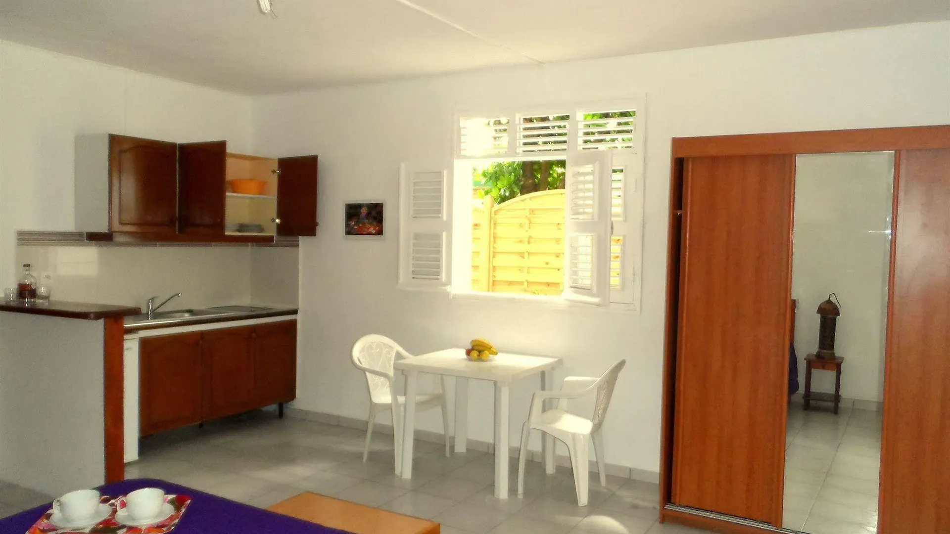 Gites Rose Des Vents Deshaies Bed & Breakfast